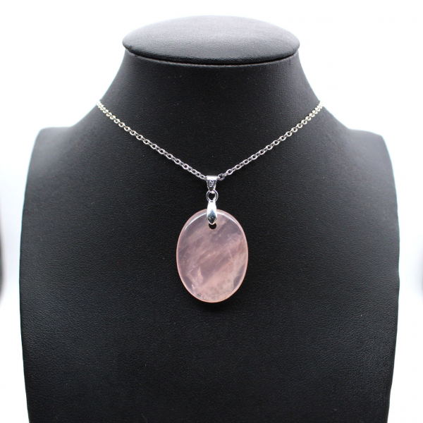 Oval rose quartz pendant