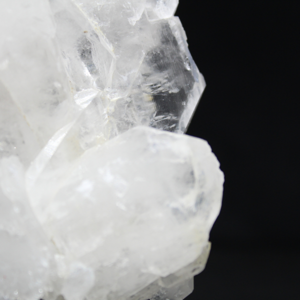 Quartz Faden Pakistan