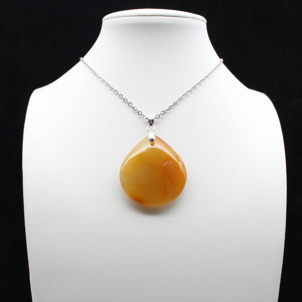 Carnelian drop pendant