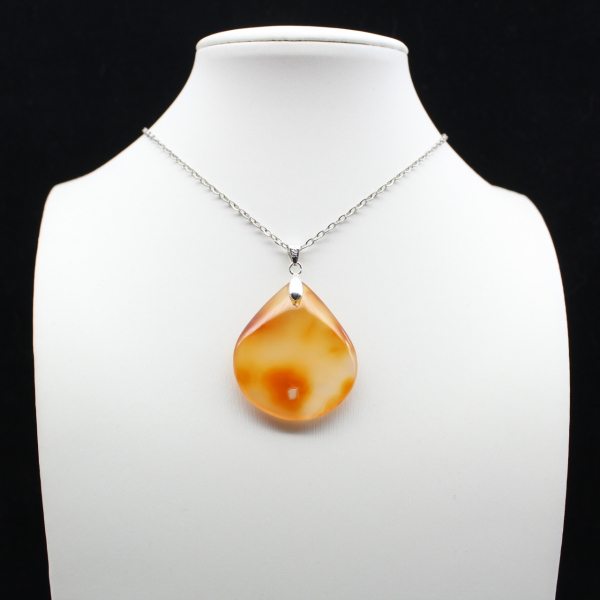 Carnelian drop pendant