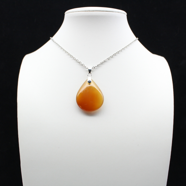 Carnelian drop pendant