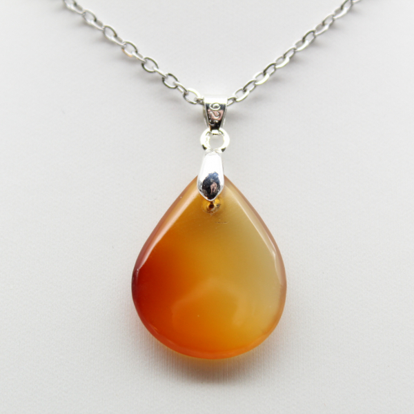 Carnelian drop pendant