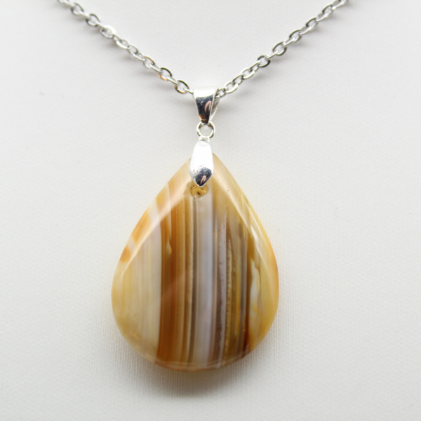 Carnelian drop pendant