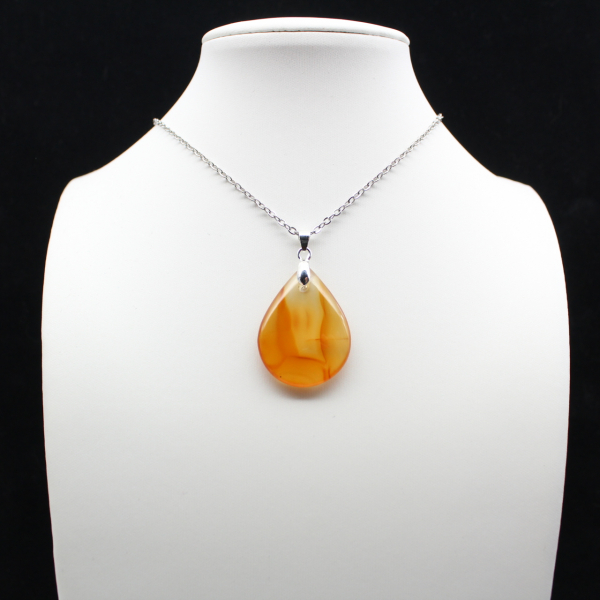 Carnelian drop pendant