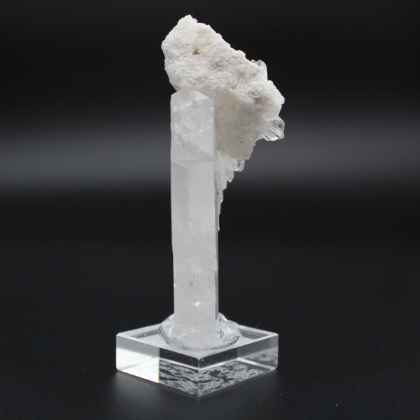 Faden quartz on base