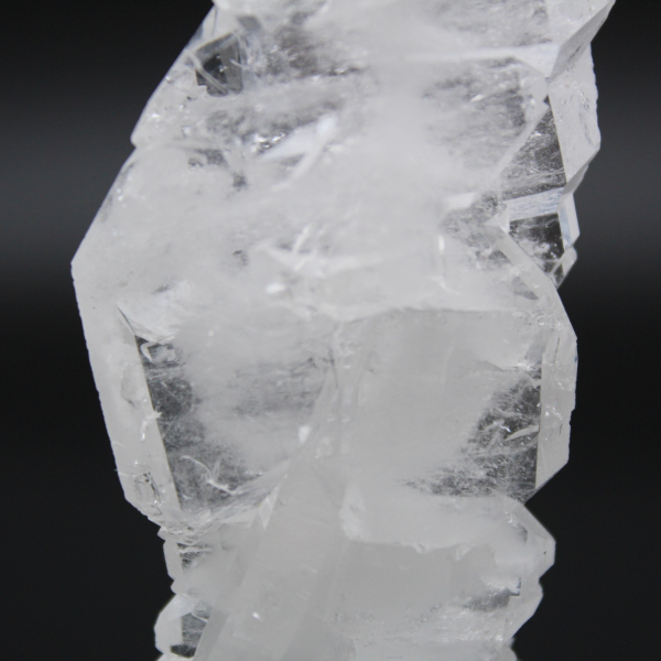 Faden quartz crystal on base