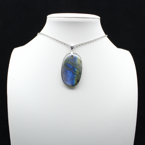 Labradorite Oval Pendant