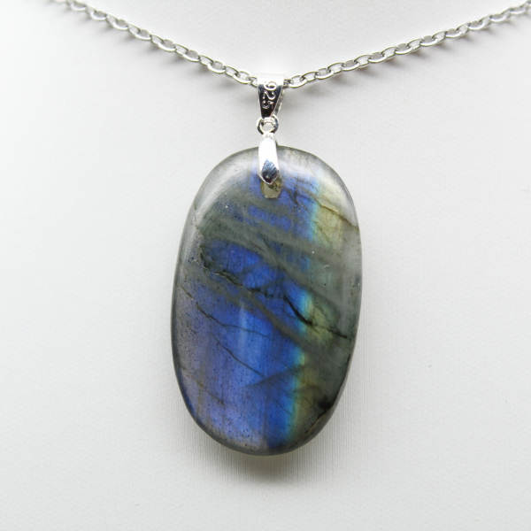 Labradorite Oval Pendant