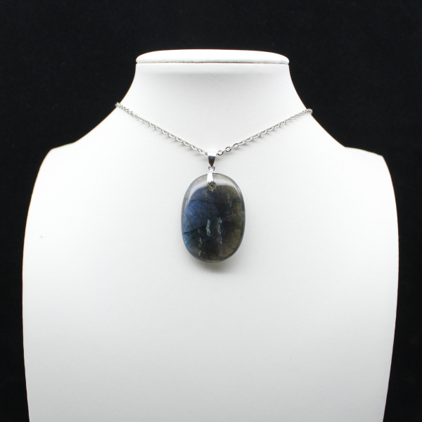 Labradorite Oval Pendant