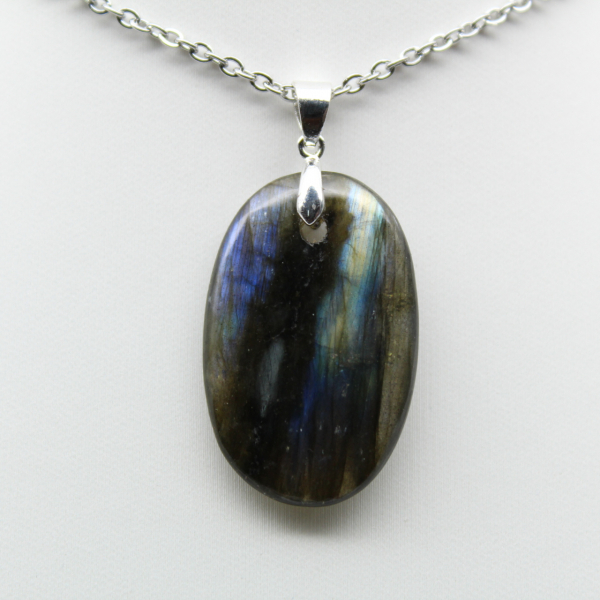Labradorite Oval Pendant