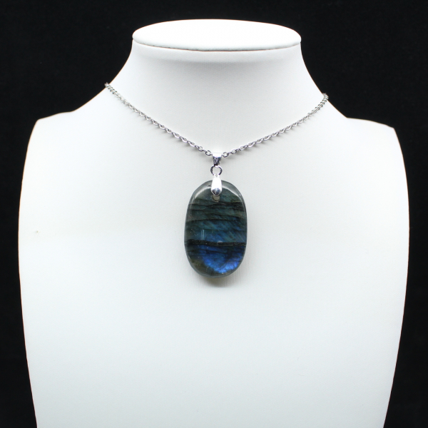 Labradorite Oval Pendant