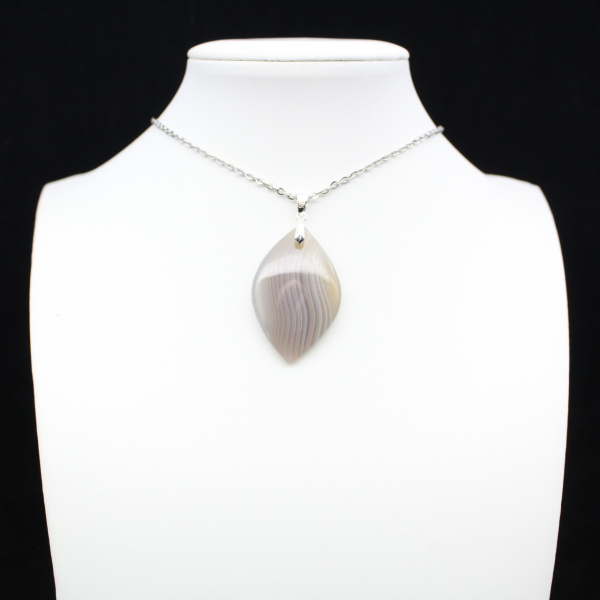 Banded agate pendant