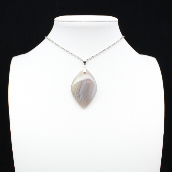 Banded agate pendant