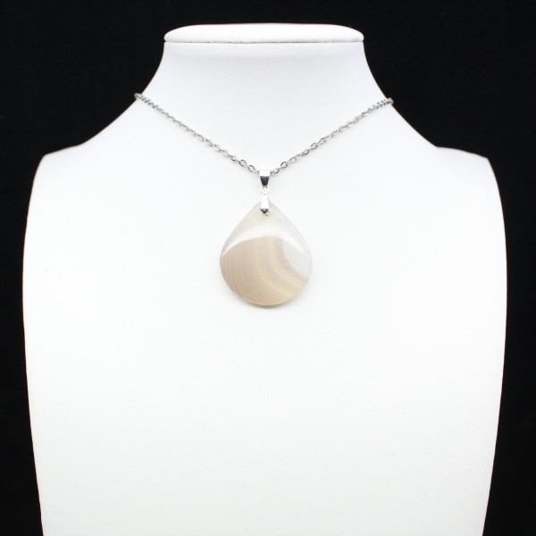 Banded agate pendant