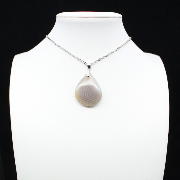 Banded agate pendant