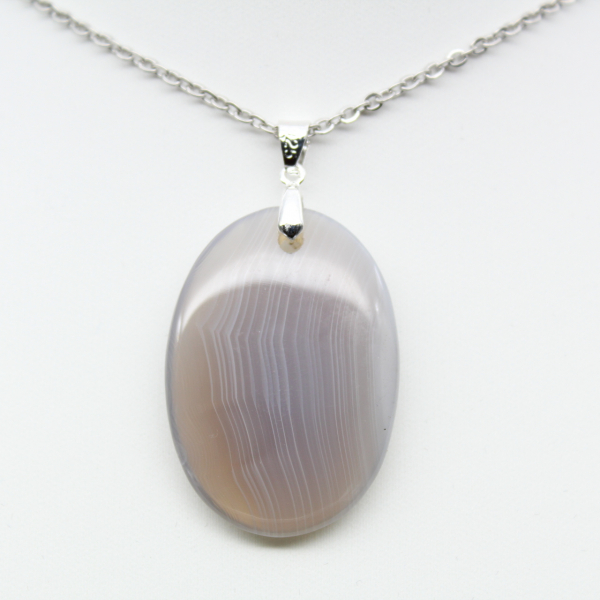 Banded agate pendant