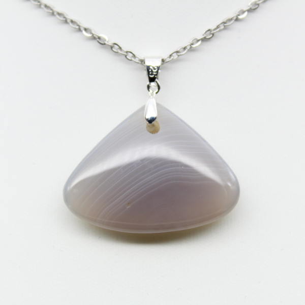 Banded agate pendant
