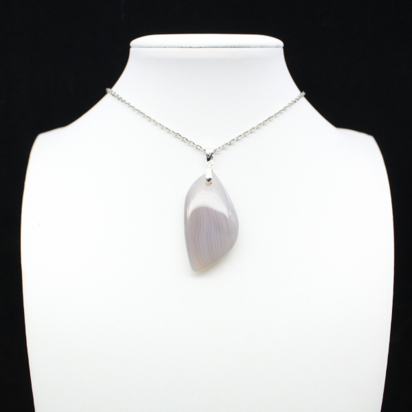 Banded agate pendant