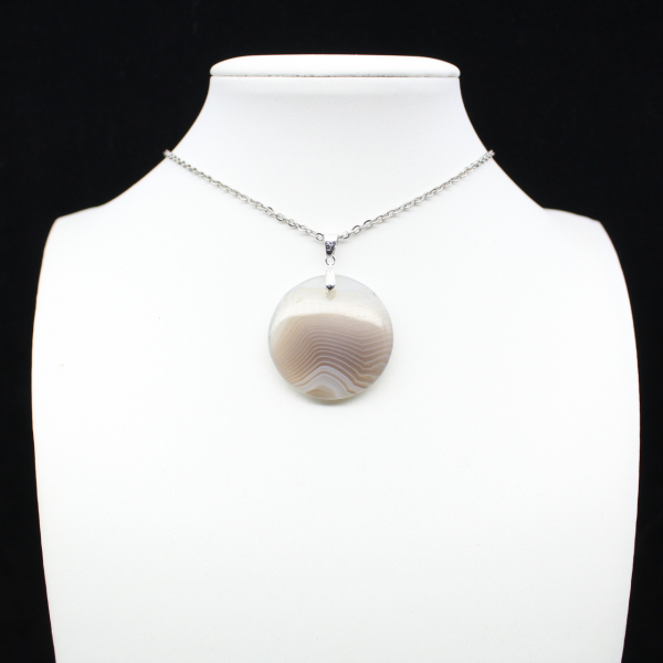 Banded agate pendant