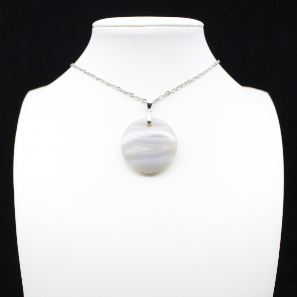 Banded agate pendant