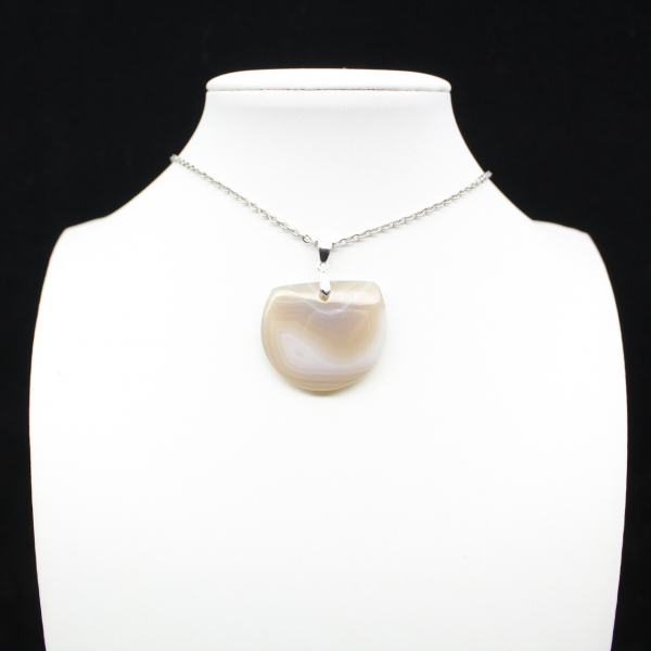 Banded agate pendant