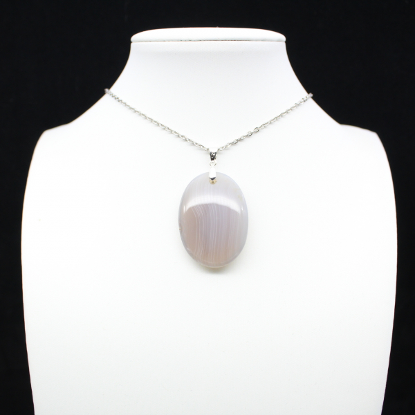 Banded agate pendant