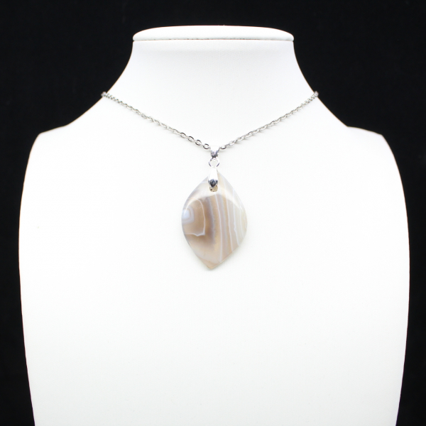 Banded agate pendant