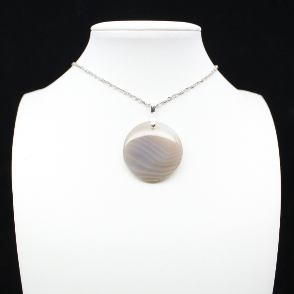 Banded agate pendant