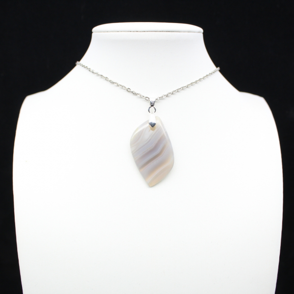 Banded agate pendant