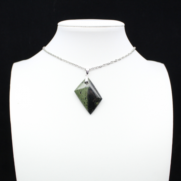 Kambamba Jasper Leaf Pendant