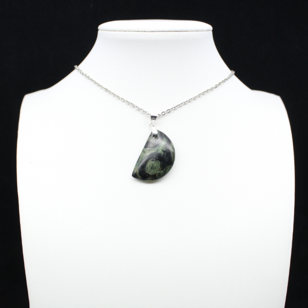 Kambamba Jasper Leaf Pendant