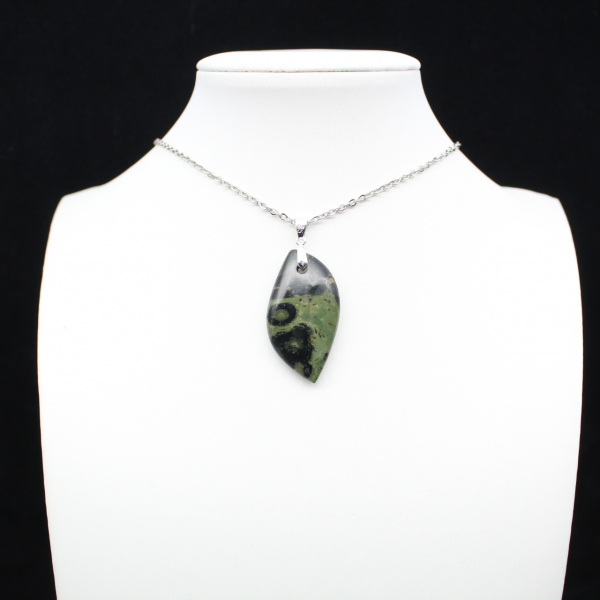 Kambamba Jasper Leaf Pendant