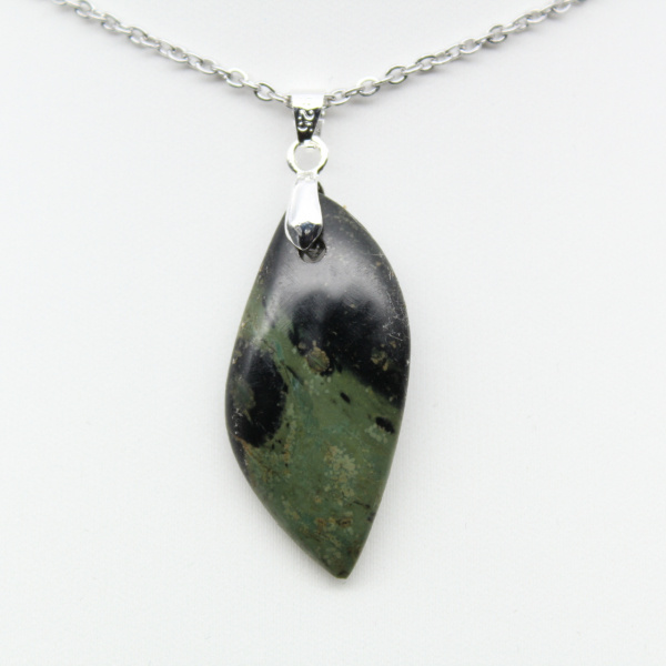 Kambamba Jasper Leaf Pendant