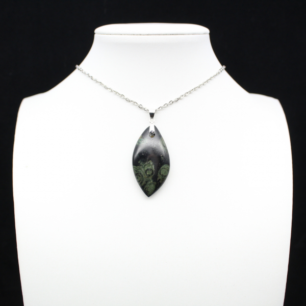 Kambamba Jasper Leaf Pendant