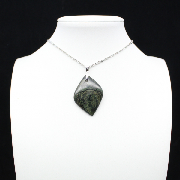 Kambamba Jasper Leaf Pendant