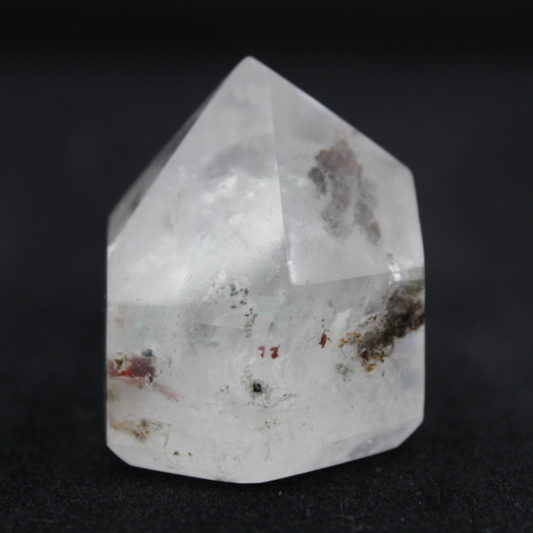 Quartz prism with inclusion