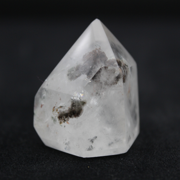 Quartz prism with inclusion