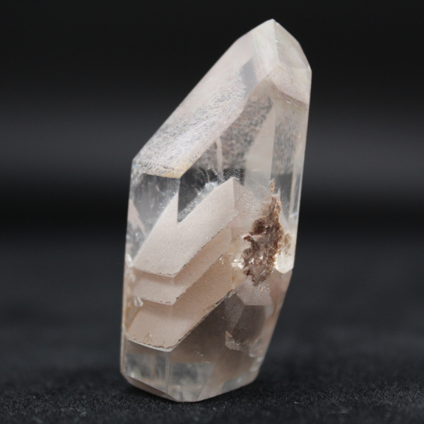 Quartz prism with inclusion