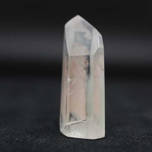 Quartz prism with inclusion