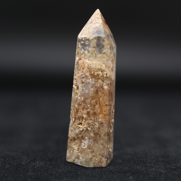 Quartz prism with inclusion