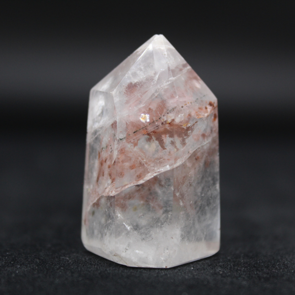 Quartz prism with inclusion