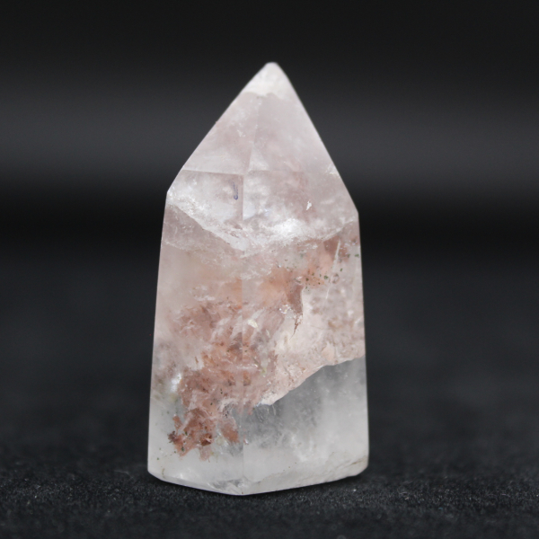 Quartz prism with inclusion
