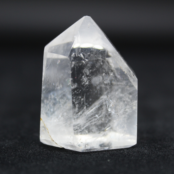 Quartz prism with inclusion