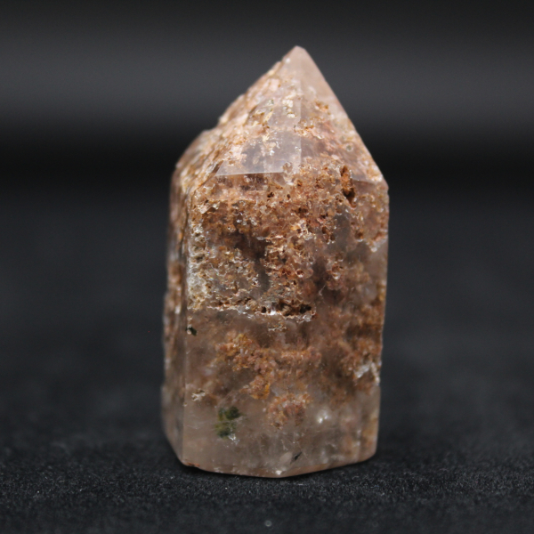 Quartz prism with inclusion
