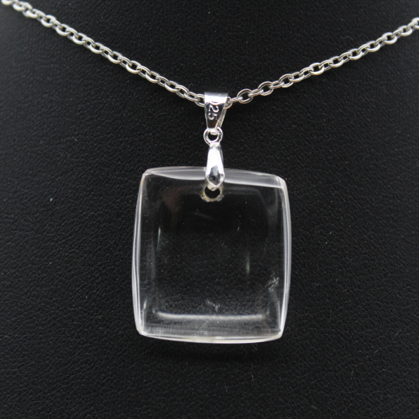 Rock crystal pendant