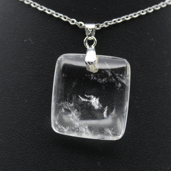 Quartz pendant