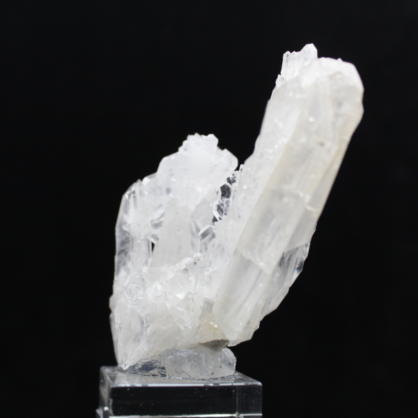 Faded quartz crystal