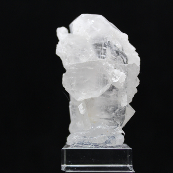 Faden quartz crystal on base