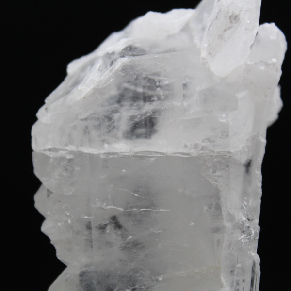 Faden quartz crystal on base
