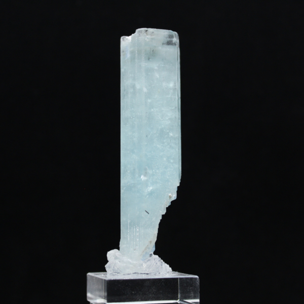 Aquamarine crystal
